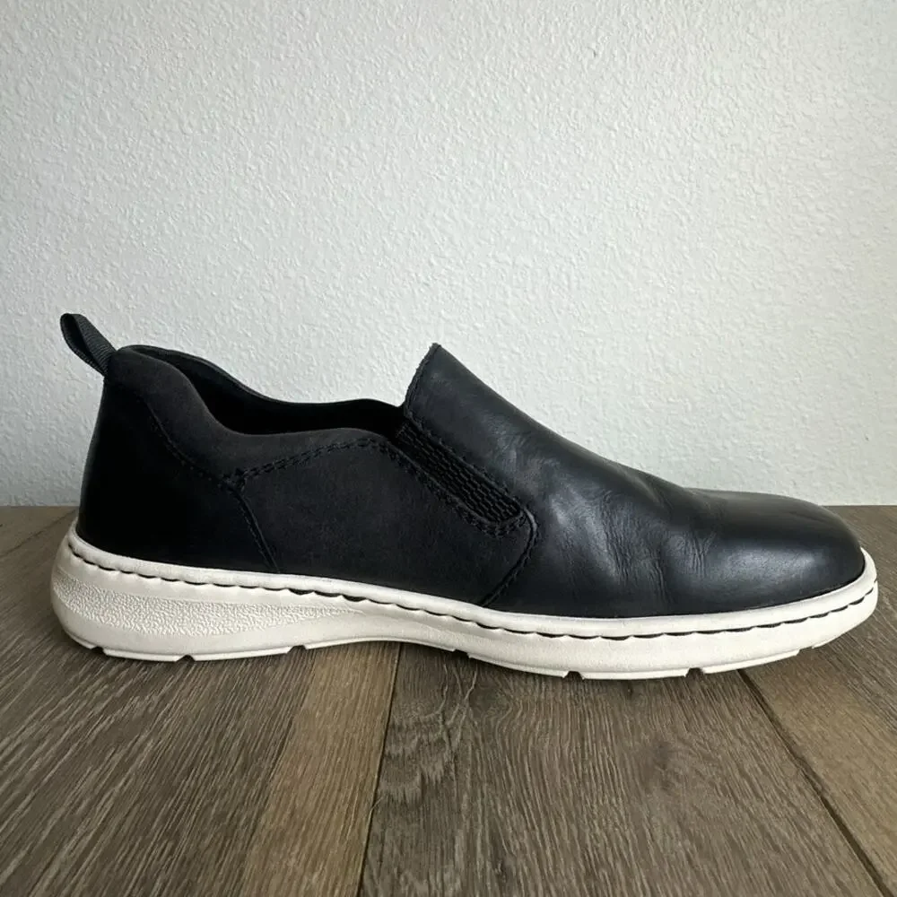 Born Morgan Leather Slip On Sneakers Black Pull Tab Round Toe Men Size 9.5